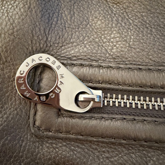 Marc by Marc Jacobs Faridah Metallic Hobo/Satchel Bag Includes Matching Wallet - Picture 8 of 16